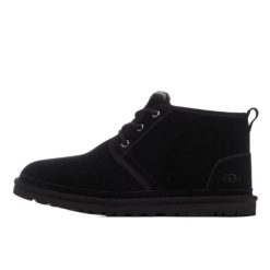 Buty do chodzenia dla dorosłych UGG Neumel Boot Black. Czarne obuwie sportowe damskie UGG, bez wzorów, trekkingowe. Za 729.00 zł.