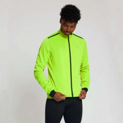 Kurtka z dresu Rogelli Core. Czarne kurtki męskie Rogelli, na zimę, m, bez wzorów, z dresówki, sportowe, bez kaptura. Za 305.00 zł.
