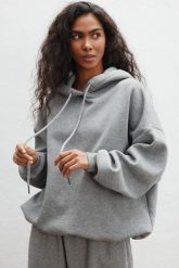 Bluza typu oversize z ociepleniem w kolorze GREY MELANGE - AMBERLY. Szare bluzy damskie Marsala, m, bez wzorów, z bawełny, bez kaptura. Za 299.90 zł.