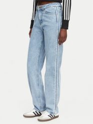 Adidas Jeansy Firebird KQ6490 Niebieski jasny Regular Fit. Niebieskie jeansy damskie Adidas. Za 369.99 zł.