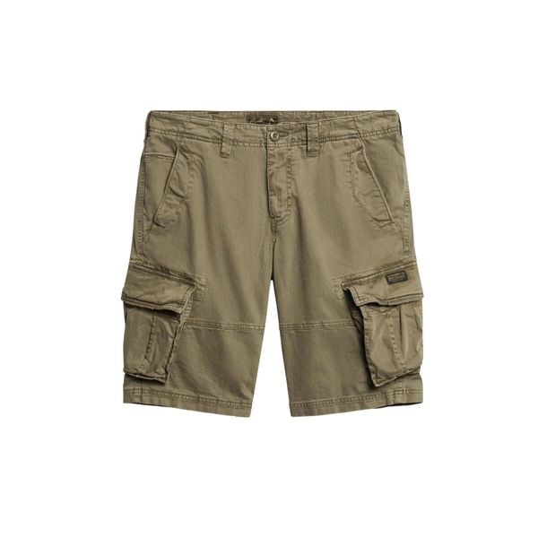 Spodenki cargo Superdry Core. Zielone szorty męskie Superdry., na lato, bez wzorów, z materiału, eleganckie. Za 269.00 zł.