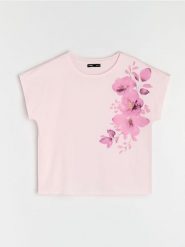 Bawełniana koszulka z krótkim rękawem i motywem kwiatowym - różowy. Czerwone t-shirty damskie Sinsay, l, bez wzorów, z bawełny, bez kołnierzyka. Za 25.99 zł.