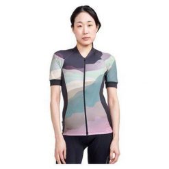 Damski jersey Craft ADV Endur Graphic. Czerwone koszulki sportowe damskie Craft, l, bez wzorów, z jersey, bez kołnierzyka, bez ramiączek, rowerowe. W wyprzedaży za 241.50 zł.