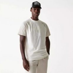 T-shirt MLB New York Yankees New Era Raglan Oversize Crème. Białe t-shirty męskie New Era, m, bez wzorów, z bawełny, bez kołnierzyka. Za 143.30 zł.