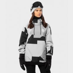 Kurtka snowboardowa damska W1-W Tibet. Czarne kurtki damskie SIROKO, xs, bez wzorów, z softshellu, bez kaptura, narciarskie. W wyprzedaży za 367.95 zł.