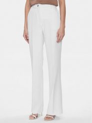 Guess Spodnie materiałowe W4RB30 WFWX2 Biały Slim Fit. Białe spodnie materiałowe damskie Guess, xs, z aplikacjami, z materiału. Za 409.99 zł.