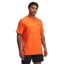 Koszulka Under Armour Vanish Energy Graphic Ss Dorosłych. Czerwone koszulki sportowe męskie Under Armour, s, bez wzorów, z elastanu, bez kołnierzyka, bez ramiączek, na fitness i siłownię. Za 249.99 zł.
