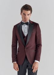 PAKO LORENTE – Marynarka smokingowa P22SF-3S-004-D-S. Czerwone marynarki męskie Pako Lorente, bez wzorów, z poliesteru. Za 499.99 zł.