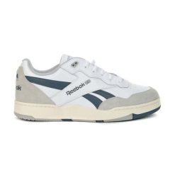 Buty treningowe damskie Reebok BB 4000 II. Białe obuwie sportowe damskie Reebok, bez wzorów, z gumy, do koszykówki. Za 211.99 zł.
