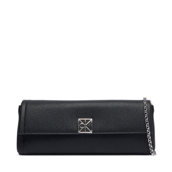 Torebka Calvin Klein. Czarne torebki do ręki damskie Calvin Klein, bez wzorów, wizytowe, bez dodatków. Za 489.99 zł.