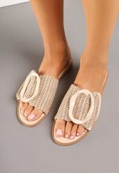 Beżowe Klapki Vices z Geometryczną Ozdobą Arrisaria. Brązowe klapki damskie Born2be, z aplikacjami, eleganckie, bez obcasa, na płaskiej podeszwie. Za 44.99 zł.