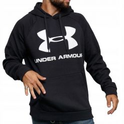 Bluza męska z kapturem czarna UNDER ARMOUR UA RIVAL FLEECE. Czarne bluzy męskie Under Armour, m, bez wzorów, z kapturem, na fitness i siłownię. Za 159.00 zł.