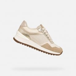 Sneakersy damscy Geox Desya. Brązowe obuwie sportowe damskie Geox, bez wzorów. W wyprzedaży za 510.50 zł.