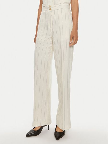 ViCOLO Spodnie materiałowe TB2344 Écru Regular Fit. Spodnie materiałowe damskie ViCOLO, s, bez wzorów, z materiału. Za 239.99 zł.