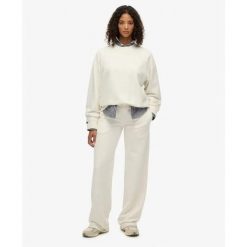 Bluza damska Superdry Studios. Białe bluzy damskie Superdry., bez wzorów, bez kaptura. Za 288.40 zł.