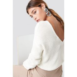 NA-KD Sweter z dzianiny z dekoltem V - White. Swetry damskie marki NA-KD. Za 121.95 zł.