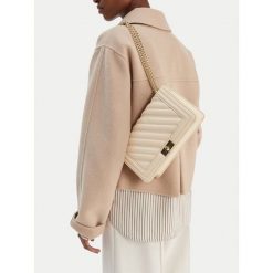 Torebka Badura. Brązowe torebki do ręki damskie Badura, bez wzorów, bez dodatków. Za 199.99 zł.