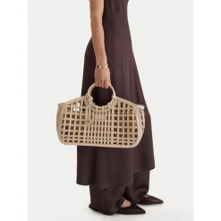 Torebka GINO ROSSI. Brązowe torebki do ręki damskie Gino Rossi, bez wzorów, bez dodatków. Za 299.99 zł.