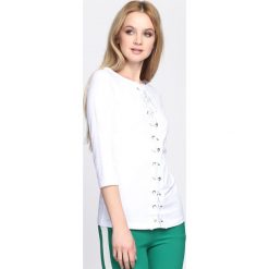 Biała Bluzka Lower And Lower. Bluzki damskie marki Born2be. Za 54.99 zł.