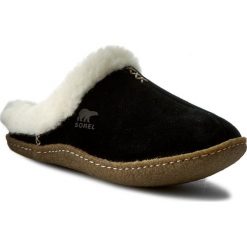 Kapcie SOREL - Nakiska Slide NL 1612 Black/Fossil 010. Czarne kapcie damskie Sorel, z gumy. W wyprzedaży za 169.00 zł.