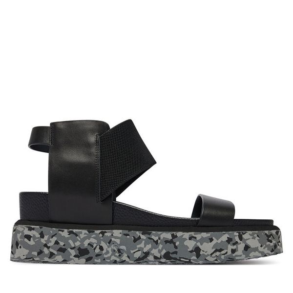 Sandały United Nude. Czarne sandały damskie United Nude, bez wzorów, bez obcasa, na koturnie, bez zapięcia. Za 578.99 zł.