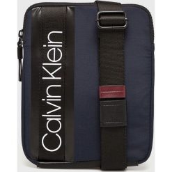 Calvin Klein - Saszetka. Czarne saszetki męskie Calvin Klein, z materiału. Za 299.90 zł.
