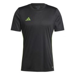 Koszulka adidas Tabela 23. Czarne koszulki sportowe męskie Adidas, l, bez wzorów, z materiału, bez kołnierzyka, bez ramiączek, do piłki nożnej. Za 70.99 zł.