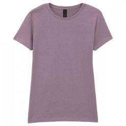 Koszulka Softstyle Dla Pań I Panów. Fioletowe t-shirty damskie Gildan, bez wzorów, casualowe, bez kołnierzyka. Za 41.99 zł.