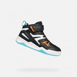 Sneakersy dla dzieci Geox Perth. Brązowe trampki i tenisówki chłopięce Geox, bez wzorów, z nylonu, młodzieżowe, bez zapięcia. Za 255.00 zł.