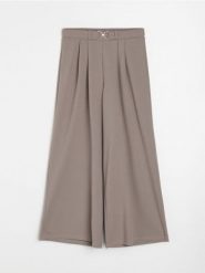 Spodnie culotte z paskiem - brązowy. Brązowe spodnie materiałowe damskie Sinsay, l, bez wzorów. Za 49.99 zł.
