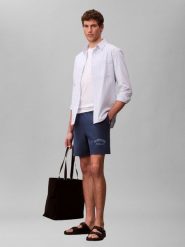 Calvin Klein Jeans szorty dresowe Mężczyźni niebieski, L. Niebieskie krótkie spodenki sportowe męskie Calvin Klein Jeans, l, bez wzorów, z bawełny, na fitness i siłownię. Za 229.95 zł.