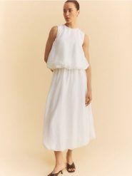 Spódnica z lyocellem - złamana biel. Spódnice damskie Reserved, l, bez wzorów, z lyocellu, bombki. Za 159.99 zł.