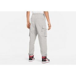 Spodnie męskie nike air jordan statement essentials utility pants enigma stone. Szare spodnie sportowe męskie Nike, m, bez wzorów, z dresówki, do koszykówki. Za 389.00 zł.