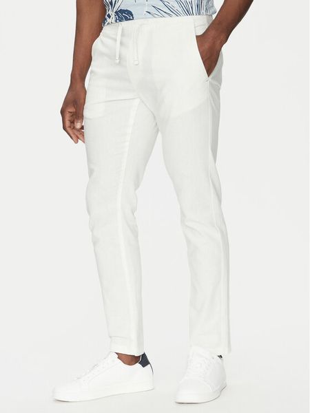 INDICODE Spodnie materiałowe Vitamin 60-333 Biały Slim Fit. Białe spodnie materiałowe męskie INDICODE, m, bez wzorów, z bawełny. Za 139.99 zł.