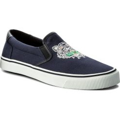 Tenisówki KENZO - F855SN100F72 Bleu Marine 76. Niebieskie trampki męskie Kenzo, z gumy. W wyprzedaży za 429.00 zł.