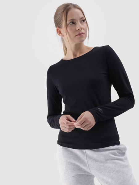 4F Longsleeve slim gładki damski - czarny S. Czarne koszulki sportowe damskie 4f, s, bez wzorów, z bawełny, klasyczne, bez kołnierzyka. W wyprzedaży za 39.99 zł.