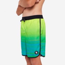 Spodenki surfingowe dla dzieci Olaian 500 Offshore. Zielone szorty dla chłopców OLAIAN, bez wzorów, z materiału, sportowe. Za 59.99 zł.
