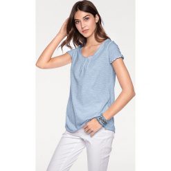 Koszulka w kolorze błękitnym. T-shirty damskie marki Heine, z bawełny, z okrągłym kołnierzem, z krótkim rękawem. W wyprzedaży za 108.95 zł.