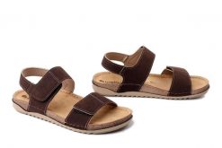 INBLU AA-70 043 ciemny brąz, sandały damskie. Brązowe sandały damskie Inblu, bez wzorów, bez obcasa, bez zapięcia. Za 101.90 zł.