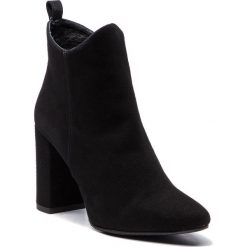 Botki KARINO - 2781/003-P Czarny. Czarne kozaki damskie Karino, ze skóry, bez obcasa, na obcasie. W wyprzedaży za 259.00 zł.