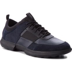 Półbuty GEOX - U Traccia B U743RB 08522 C0045 Navy/Black. Półbuty na co dzień męskie marki Geox. W wyprzedaży za 359.00 zł.