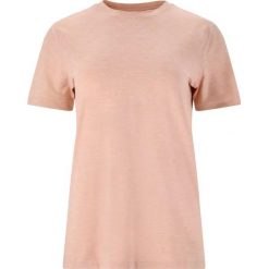 Koszulka damska Endurance Alvaly. Czerwone koszulki sportowe damskie Endurance, bez wzorów, bez kołnierzyka, bez ramiączek. Za 112.50 zł.