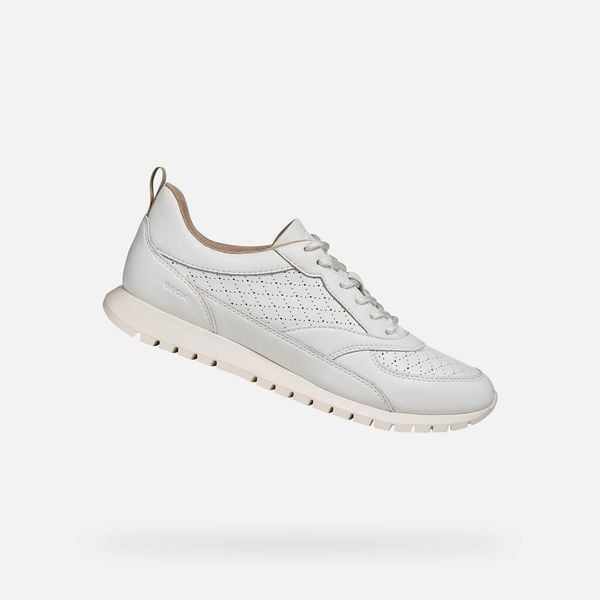 Buty GEOX D SUKIE 2.0 Biały. Białe trekkingi damskie Geox, trekkingowe. Za 422.99 zł.
