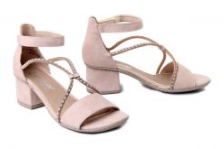 RIEKER 64654-31 pink, sandały damskie. Brązowe sandały damskie Rieker, bez wzorów, bez obcasa, bez zapięcia. Za 319.90 zł.