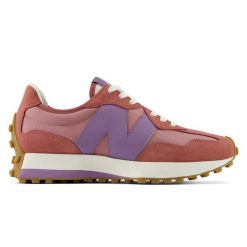 Buty damskie New Balance W3276YP – czerwone. Czerwone obuwie sportowe damskie New Balance, bez wzorów, z dresówki. Za 529.99 zł.