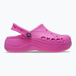 Klapki Crocs Baya Platform Clog. Czerwone klapki damskie Crocs, bez wzorów, sportowe, bez obcasa. Za 229.99 zł.