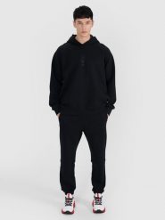 4F Spodnie dresowe joggery męskie - czarne M. Czarne spodnie sportowe męskie 4f, l, bez wzorów, z bawełny. W wyprzedaży za 89.99 zł.