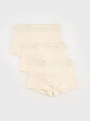 3 pack bokserek Classic - złamana biel. Bokserki męskie Reserved, l, bez wzorów. W wyprzedaży za 45.99 zł.