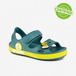 Sandały dziecięce Coqui Yogi - ciemnozielone. Zielone sandały chłopięce Coqui, z materiału, bez zapięcia. Za 125.99 zł.