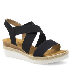 Espadryle Clara Barson. Czarne klapki damskie Clara Barson, bez wzorów, bez obcasa, bez zapięcia. Za 119.99 zł.